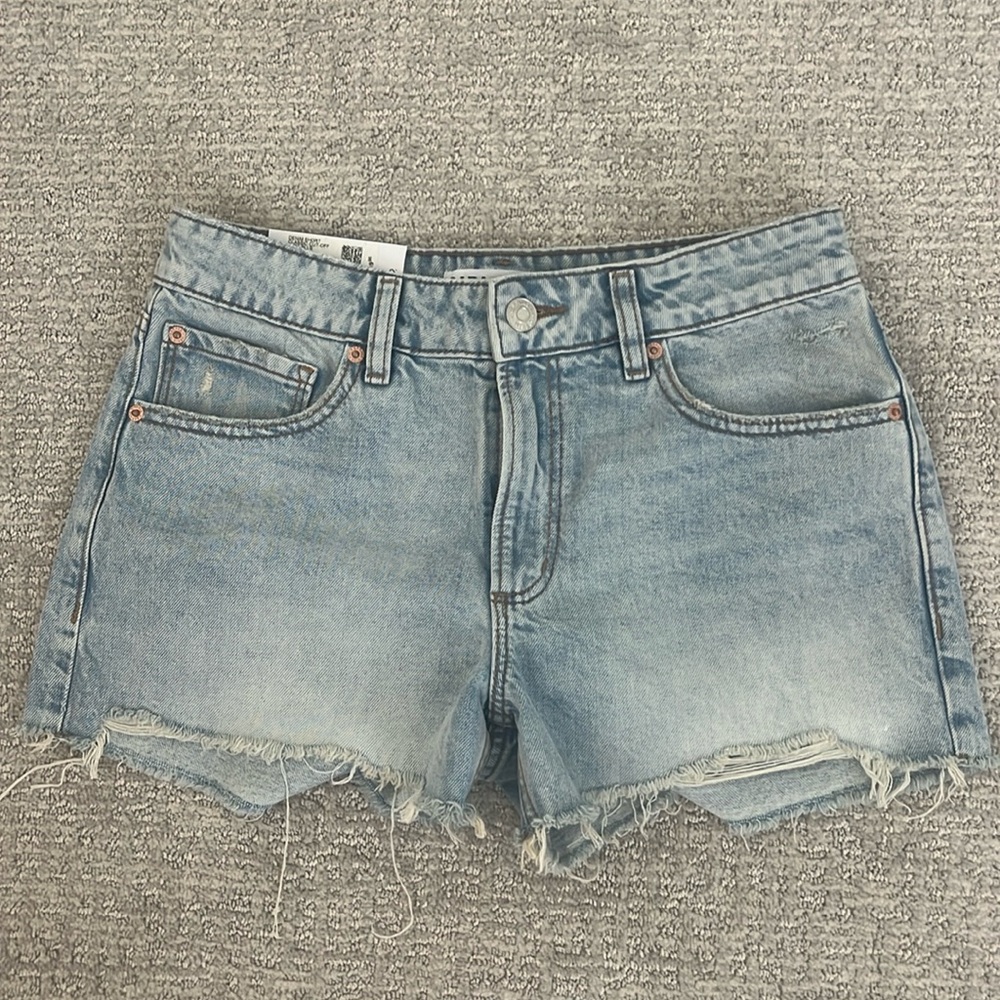 NWT Garage denim shorts! Really cute